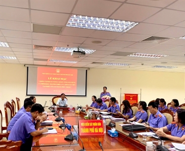 Khai mạc khóa tập huấn “Nâng cao kỹ năng xây dựng và trình bày Bài phát biểu...